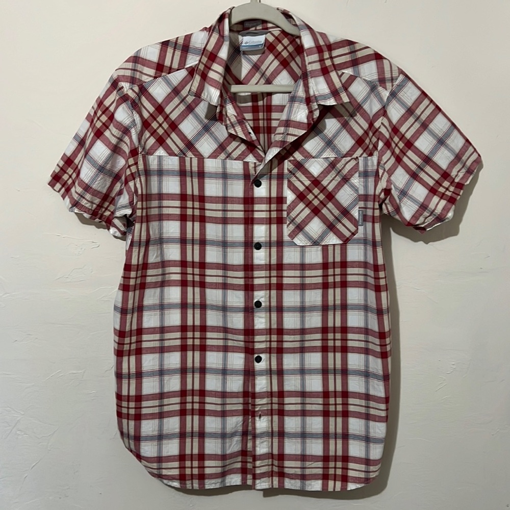 Men’s Columbia size large button down